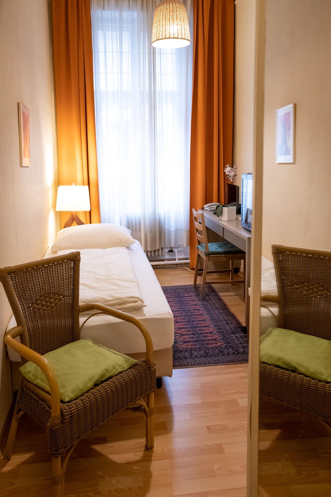 Pension Hotel Mariahilf Vienna Luaran gambar