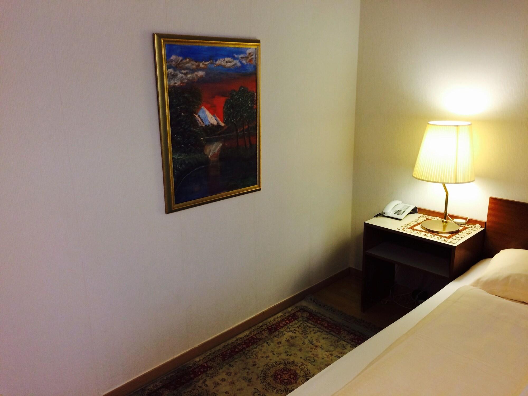 Pension Hotel Mariahilf Vienna Luaran gambar