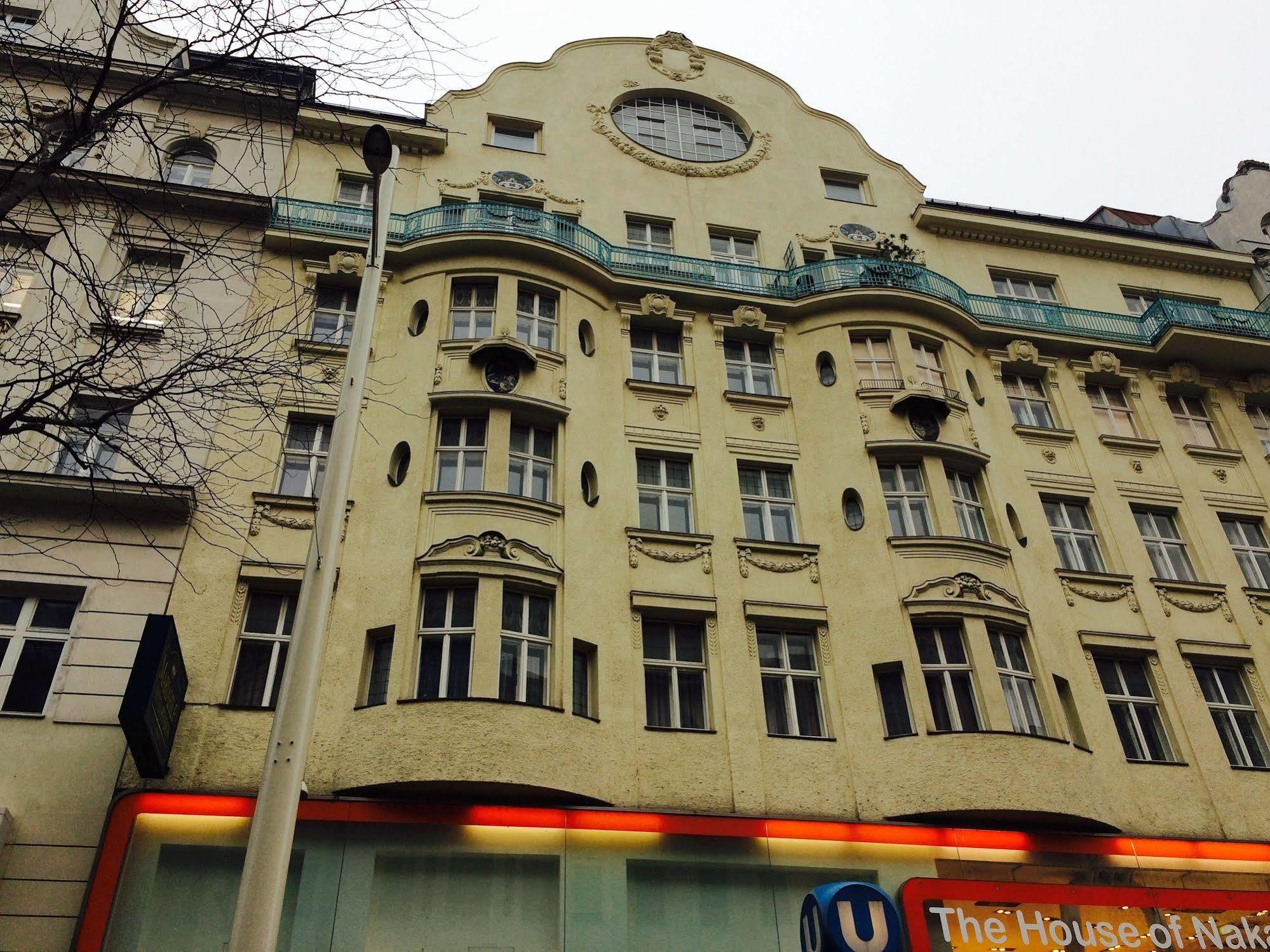 Pension Hotel Mariahilf Vienna Luaran gambar